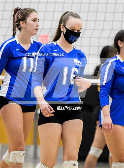 Thumbnail 2 in Mesquite vs Saguaro (AIA 4A Conference Play-In) photogallery.