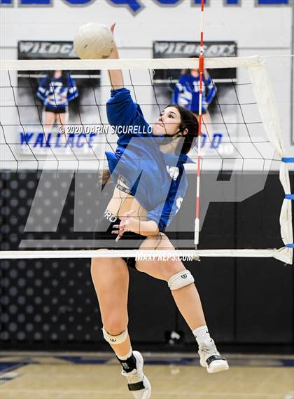 Thumbnail 3 in Mesquite vs Saguaro (AIA 4A Conference Play-In) photogallery.