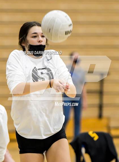 Thumbnail 1 in Mesquite vs Saguaro (AIA 4A Conference Play-In) photogallery.