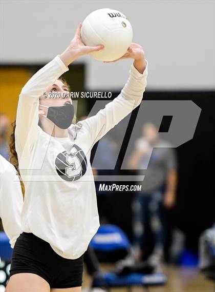 Thumbnail 3 in Mesquite vs Saguaro (AIA 4A Conference Play-In) photogallery.