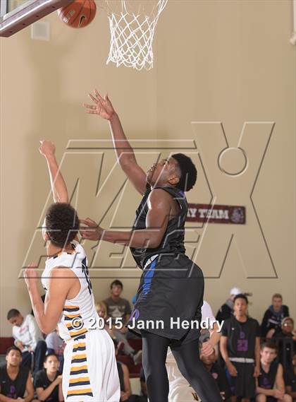 Thumbnail 2 in Dawson @ JW North (MaxPreps Holiday Classic) photogallery.
