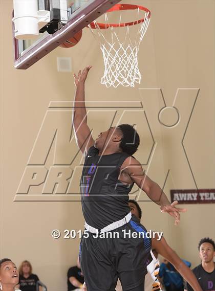 Thumbnail 2 in Dawson @ JW North (MaxPreps Holiday Classic) photogallery.