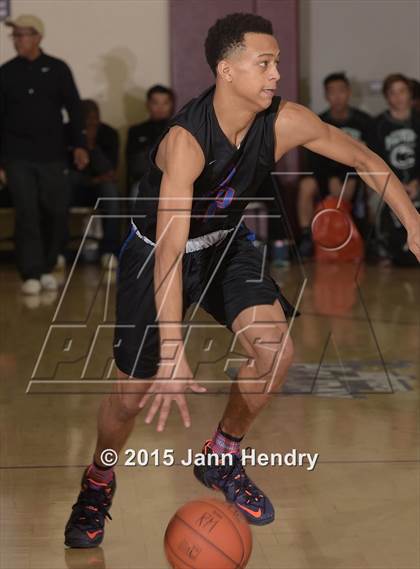 Thumbnail 3 in Dawson @ JW North (MaxPreps Holiday Classic) photogallery.