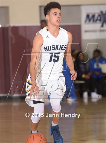 Thumbnail 3 in Dawson @ JW North (MaxPreps Holiday Classic) photogallery.