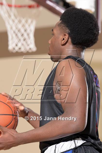 Thumbnail 1 in Dawson @ JW North (MaxPreps Holiday Classic) photogallery.