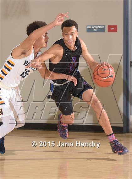 Thumbnail 1 in Dawson @ JW North (MaxPreps Holiday Classic) photogallery.