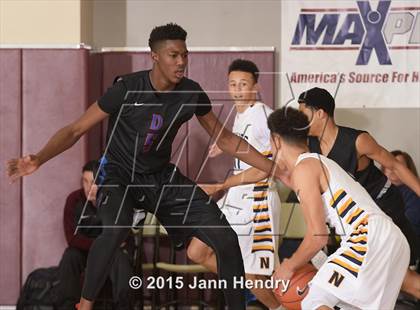 Thumbnail 2 in Dawson @ JW North (MaxPreps Holiday Classic) photogallery.