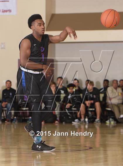 Thumbnail 3 in Dawson @ JW North (MaxPreps Holiday Classic) photogallery.