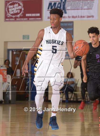 Thumbnail 3 in Dawson @ JW North (MaxPreps Holiday Classic) photogallery.