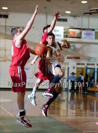 Thumbnail 1 in Bishop Diego vs. Clovis West (Santa Barbara Holiday Classic) photogallery.