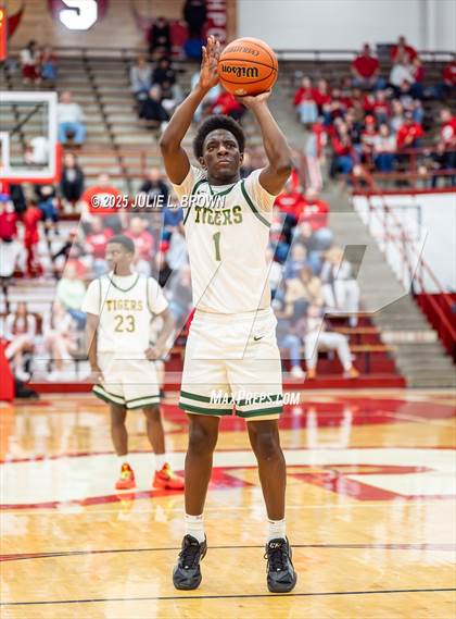 Thumbnail 2 in Princeton vs. Indianapolis Crispus Attucks (IHSAA 3A Southport Semi-state semi-final) photogallery.