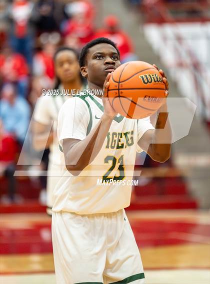 Thumbnail 2 in Princeton vs. Indianapolis Crispus Attucks (IHSAA 3A Southport Semi-state semi-final) photogallery.