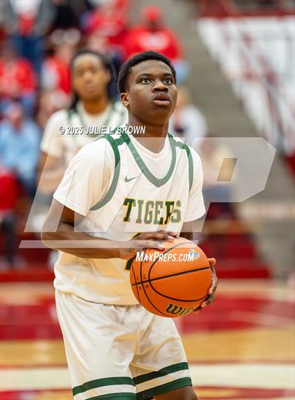Thumbnail 1 in Princeton vs. Indianapolis Crispus Attucks (IHSAA 3A Southport Semi-state semi-final) photogallery.