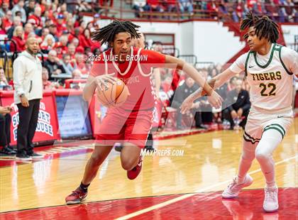 Thumbnail 3 in Princeton vs. Indianapolis Crispus Attucks (IHSAA 3A Southport Semi-state semi-final) photogallery.