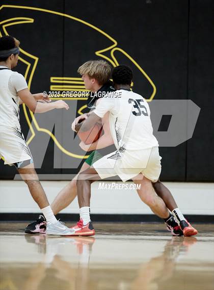 Thumbnail 1 in Azle vs Fossil Ridge photogallery.