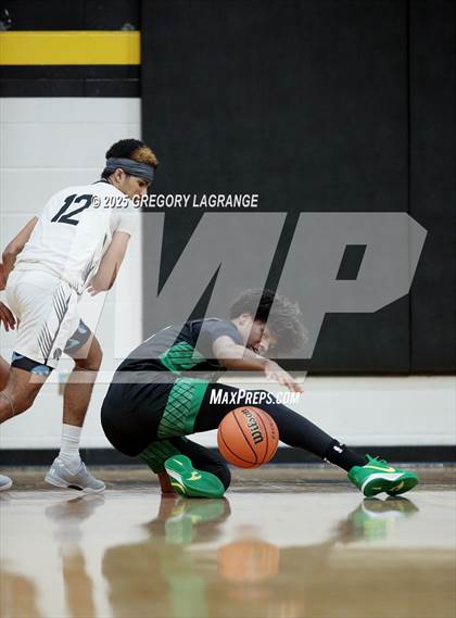 Thumbnail 3 in Azle vs Fossil Ridge photogallery.