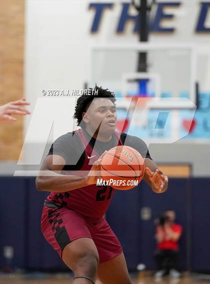 Thumbnail 2 in Lee's Summit North vs. William Chrisman photogallery.