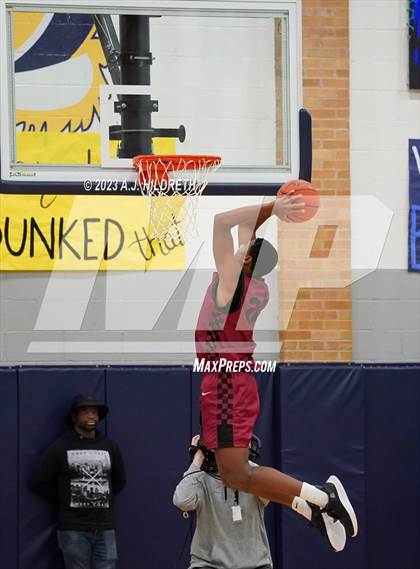 Thumbnail 3 in Lee's Summit North vs. William Chrisman photogallery.