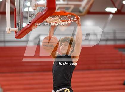 Thumbnail 1 in Mt. Vernon @ New Palestine photogallery.