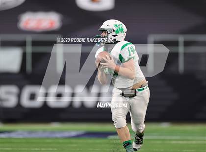 Thumbnail 1 in May vs. Sterling City (UIL 6-Man 1A Division 1 State Final) photogallery.