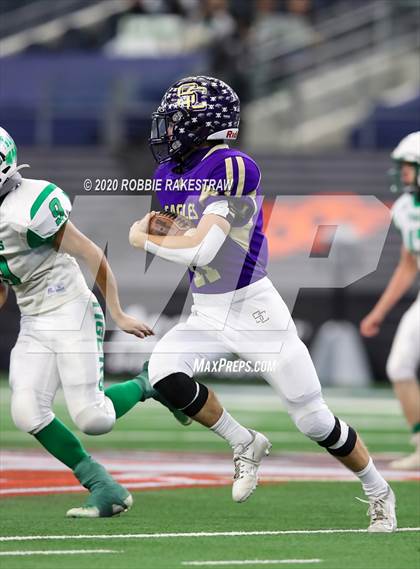 Thumbnail 2 in May vs. Sterling City (UIL 6-Man 1A Division 1 State Final) photogallery.