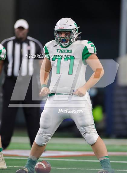 Thumbnail 3 in May vs. Sterling City (UIL 6-Man 1A Division 1 State Final) photogallery.