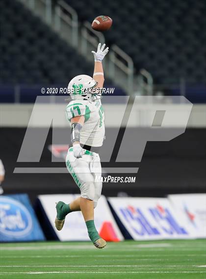 Thumbnail 1 in May vs. Sterling City (UIL 6-Man 1A Division 1 State Final) photogallery.