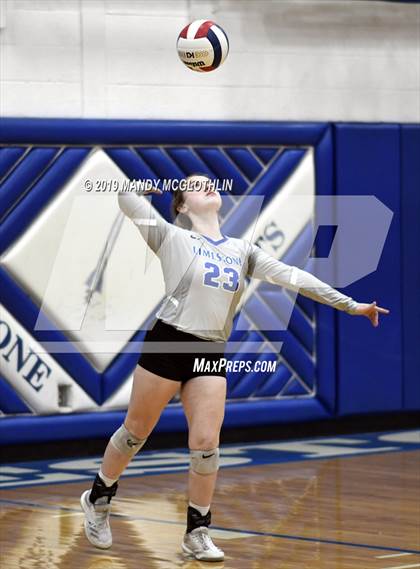 Thumbnail 2 in Morton @ Limestone photogallery.