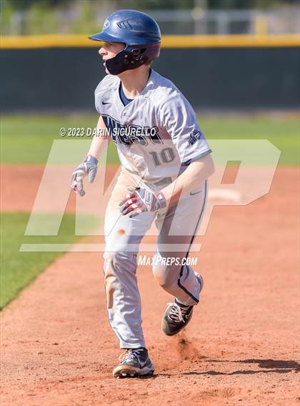 Thumbnail 2 in Moorpark vs West Albany  (Coach Bob Invitational) photogallery.