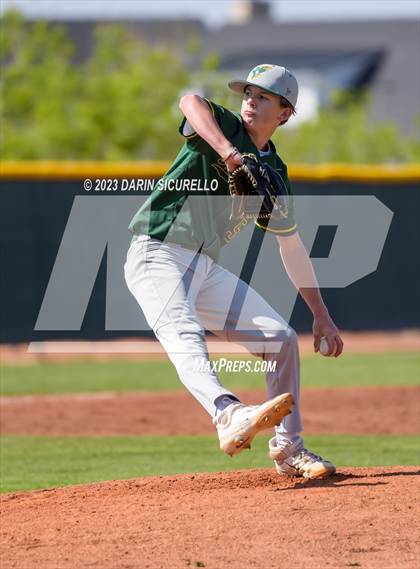 Thumbnail 3 in Moorpark vs West Albany  (Coach Bob Invitational) photogallery.