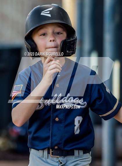 Thumbnail 2 in Moorpark vs West Albany  (Coach Bob Invitational) photogallery.