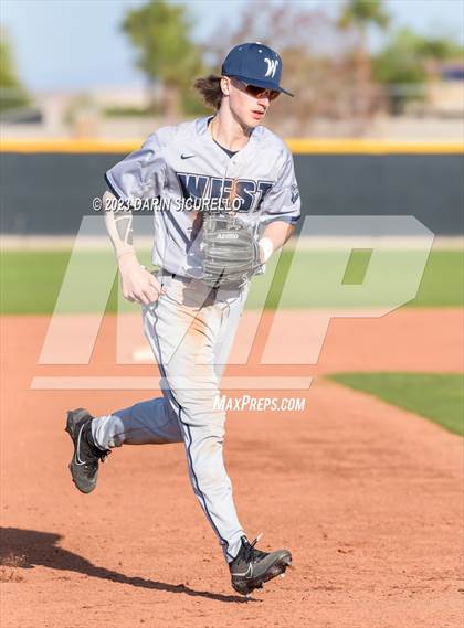 Thumbnail 2 in Moorpark vs West Albany  (Coach Bob Invitational) photogallery.