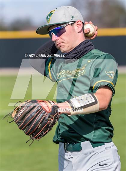 Thumbnail 3 in Moorpark vs West Albany  (Coach Bob Invitational) photogallery.