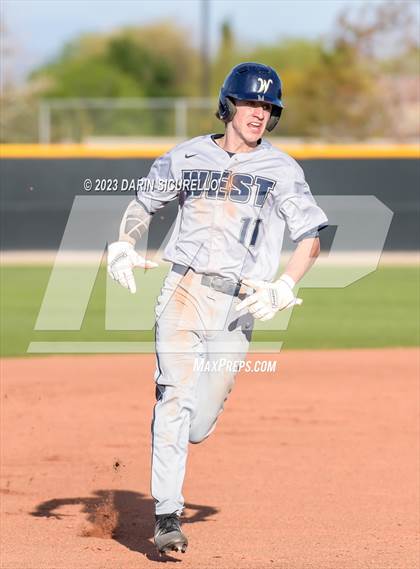 Thumbnail 2 in Moorpark vs West Albany  (Coach Bob Invitational) photogallery.