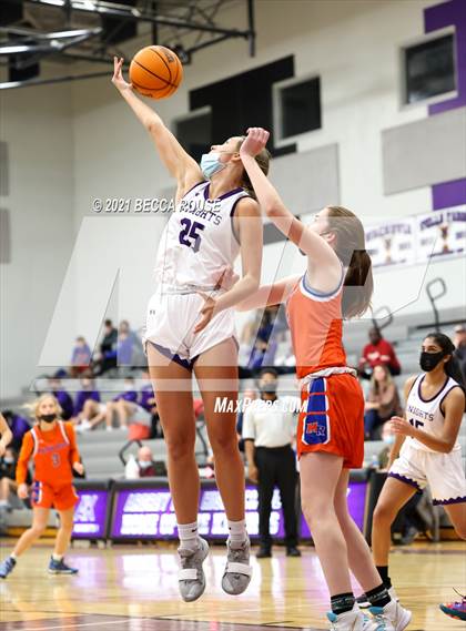 Thumbnail 1 in Marvin Ridge @ Ardrey Kell photogallery.