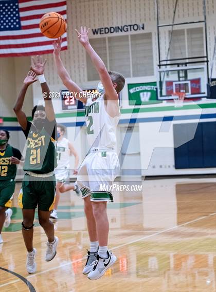 Thumbnail 1 in Crest @ Weddington photogallery.