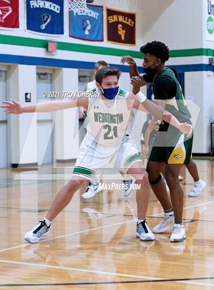 Thumbnail 2 in Crest @ Weddington photogallery.