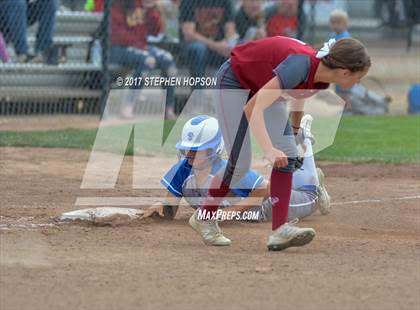 Thumbnail 3 in Sierra vs. Calaveras (CIF SJS D4 Final) photogallery.