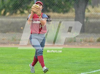 Thumbnail 2 in Sierra vs. Calaveras (CIF SJS D4 Final) photogallery.