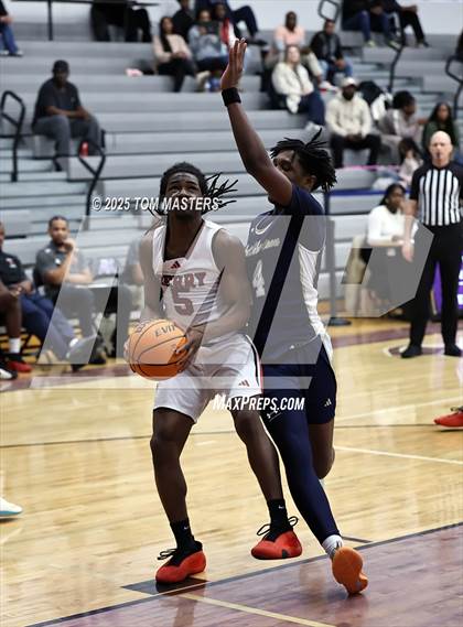 Thumbnail 3 in Berry vs. Cuthbertson (at Ardrey Kell) photogallery.