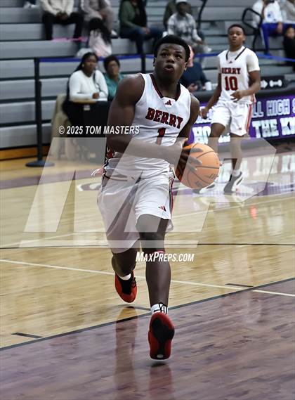 Thumbnail 1 in Berry vs. Cuthbertson (at Ardrey Kell) photogallery.