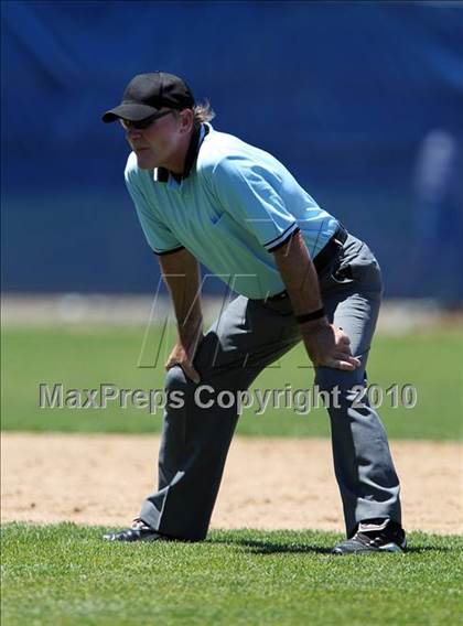 Thumbnail 1 in El Cerrito vs. Miramonte (CIF NCS D3 Final) photogallery.