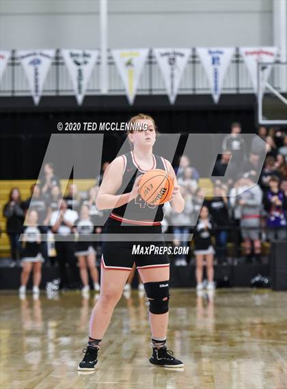 Thumbnail 3 in Bigelow vs. Eureka Springs (AAA 2A State Playoff First Round) photogallery.