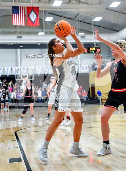 Thumbnail 1 in Bigelow vs. Eureka Springs (AAA 2A State Playoff First Round) photogallery.