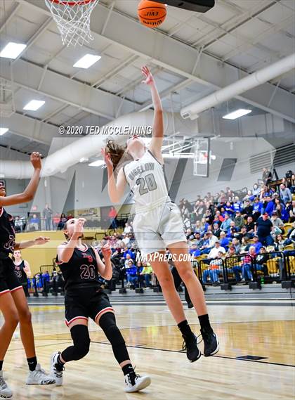 Thumbnail 1 in Bigelow vs. Eureka Springs (AAA 2A State Playoff First Round) photogallery.