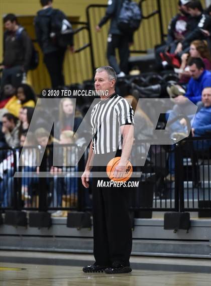 Thumbnail 1 in Bigelow vs. Eureka Springs (AAA 2A State Playoff First Round) photogallery.