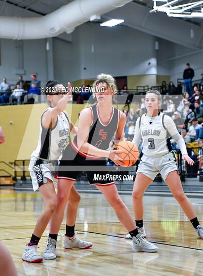 Thumbnail 2 in Bigelow vs. Eureka Springs (AAA 2A State Playoff First Round) photogallery.