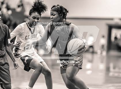 Thumbnail 3 in Douglas Byrd vs. E.E. Smith photogallery.