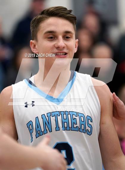 Thumbnail 1 in Franklin vs. Algonquin Regional (MIAA D1 Regional First Round) photogallery.
