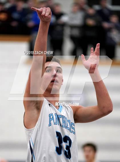 Thumbnail 2 in Franklin vs. Algonquin Regional (MIAA D1 Regional First Round) photogallery.